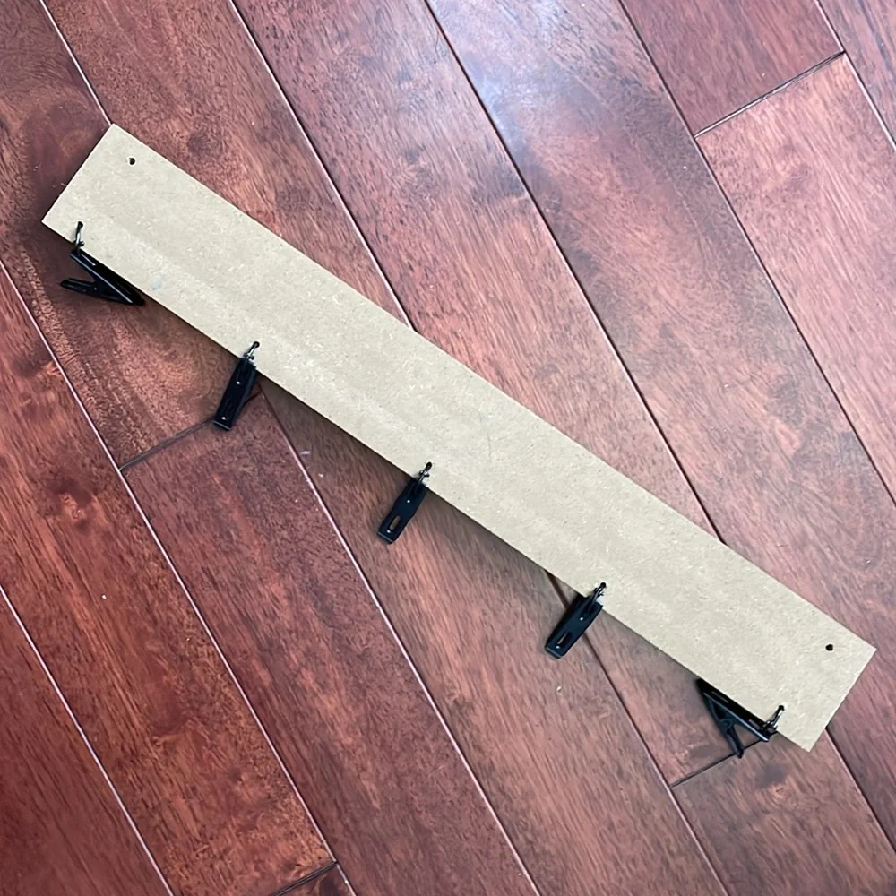 New Single & Looking Lost Sock Laundry Room Wall Decor